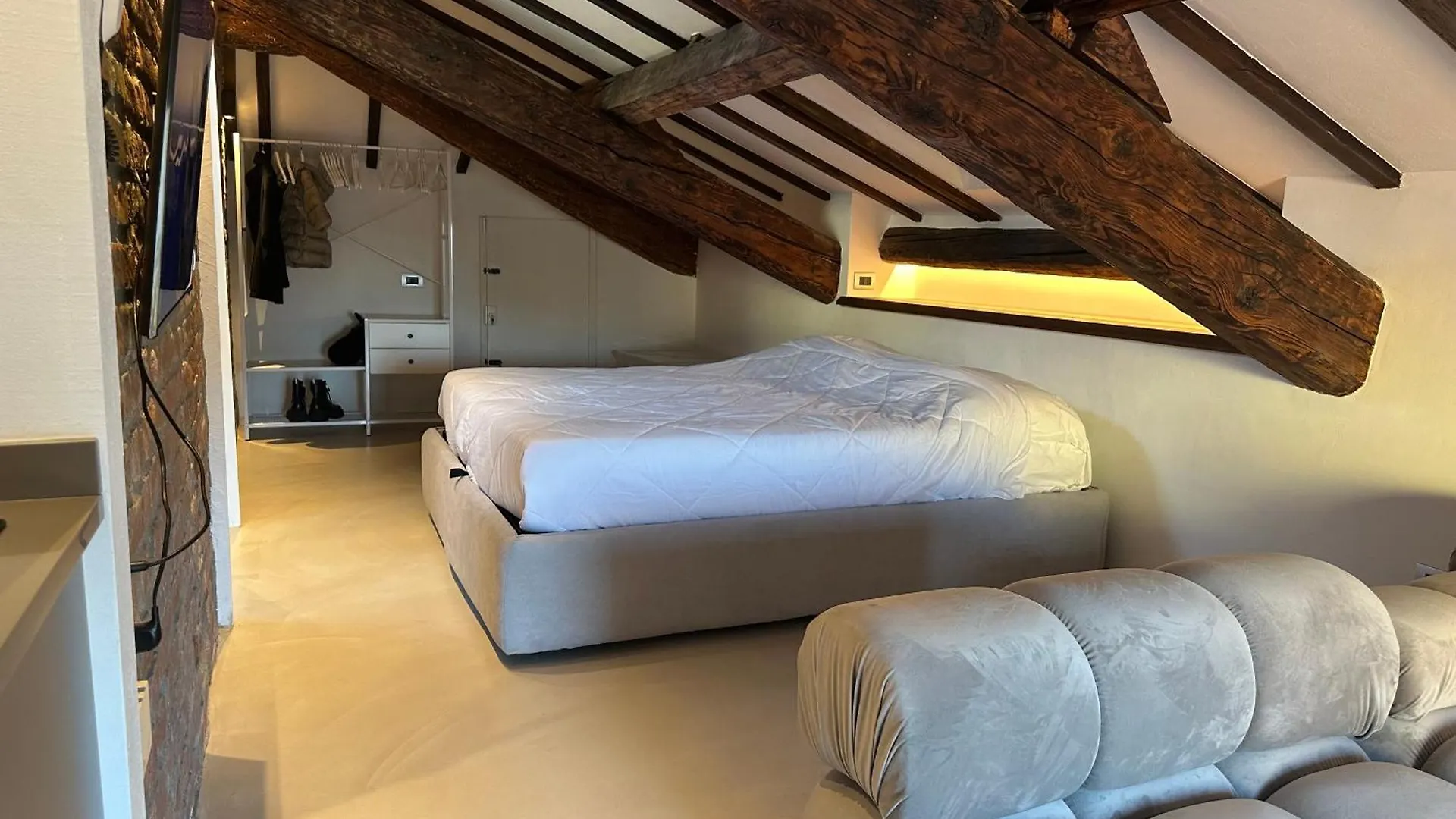Ferienwohnung The Savona Design Attic Mailand Italien